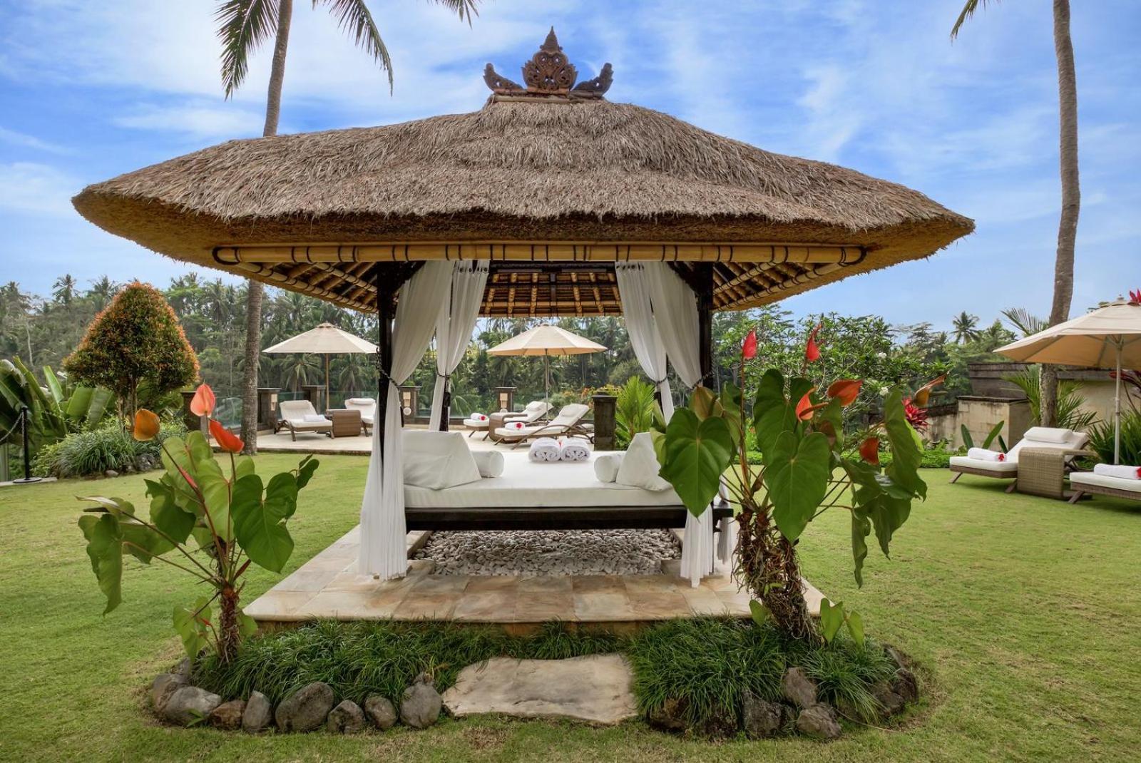 Cascades Suites Ubud  Exterior photo